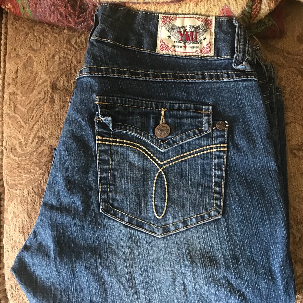 YMI Size 7 Jeans Excellent